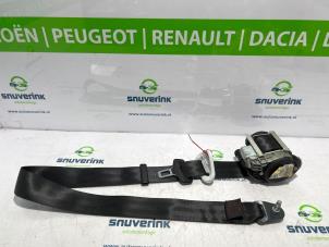 Overhauled Front seatbelt, right Peugeot 2008 (CU) 1.2 12V e-THP PureTech 110 Price € 223,85 Inclusive VAT offered by Snuverink Autodemontage