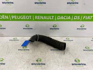 Usagé Tuyau d'aspiration air Peugeot Boxer (244) 2.0 HDi Prix sur demande proposé par Snuverink Autodemontage