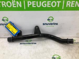 Usagé Tuyau radiateur Peugeot Boxer (U9) 2.2 HDi 130 Euro 5 Prix sur demande proposé par Snuverink Autodemontage