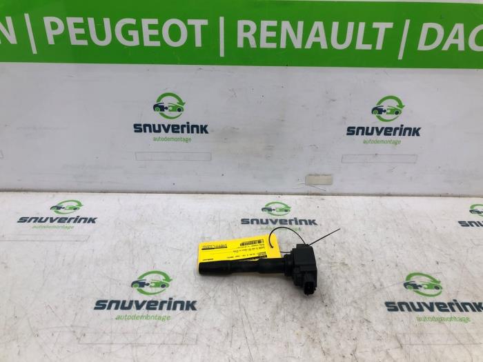 Usagé Bobine Renault Clio IV Estate/Grandtour (7R) 0.9 Energy TCE 12V Prix € 13,99 Règlement à la marge proposé par Snuverink Autodemontage