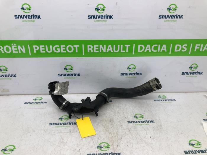 Gebrauchte Intercooler Schlauch Renault Clio IV Estate/Grandtour (7R) 0.9 Energy TCE 12V Preis € 26,76 Margenregelung angeboten von Snuverink Autodemontage