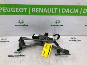 Used Wiper motor + mechanism Renault Clio IV Estate/Grandtour (7R) 0.9 Energy TCE 12V Price € 140,00 Margin scheme offered by Snuverink Autodemontage