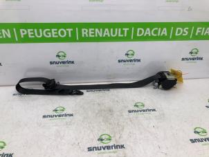 Used Front seatbelt, right Renault Clio IV Estate/Grandtour (7R) 0.9 Energy TCE 12V Price € 115,00 Margin scheme offered by Snuverink Autodemontage