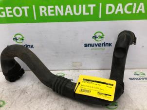 Gebrauchte Intercooler Schlauch Renault Master IV (MA/MB/MC/MD/MH/MF/MG/MH) 2.3 dCi 16V Preis € 84,70 Mit Mehrwertsteuer angeboten von Snuverink Autodemontage