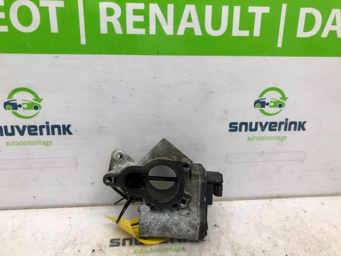 EGR valve from a Renault Master IV (MA/MB/MC/MD/MH/MF/MG/MH) 2.3 dCi 16V 2012