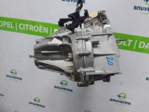 Gebrauchte Getriebe Renault Express 1.5 dCi 75 Preis auf Anfrage angeboten von Snuverink Autodemontage