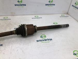 Used Front drive shaft, right Renault Master IV (MA/MB/MC/MD/MH/MF/MG/MH) 2.3 dCi 16V Price on request offered by Snuverink Autodemontage