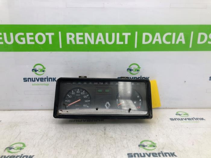 Instrument panel from a Renault Trafic