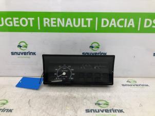 Used Instrument panel Peugeot J5 Price on request offered by Snuverink Autodemontage