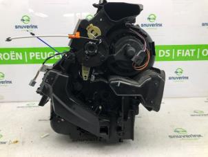 Used Heater housing Renault Clio IV Estate/Grandtour (7R) 0.9 Energy TCE 12V Price € 275,00 Margin scheme offered by Snuverink Autodemontage