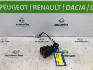 Used Front seatbelt buckle, centre Peugeot 308 (L3/L8/LB/LH/LP) 1.2 12V e-THP PureTech 110 Price on request offered by Snuverink Autodemontage