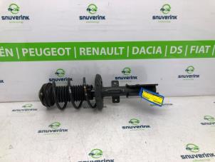 Used Front shock absorber rod, right Peugeot 3008 II (M4/MC/MJ/MR) 1.2 12V e-THP PureTech 130 Price € 100,00 Margin scheme offered by Snuverink Autodemontage