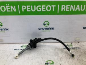 Used Clutch master cylinder Peugeot 308 (L3/L8/LB/LH/LP) 1.2 12V e-THP PureTech 110 Price on request offered by Snuverink Autodemontage