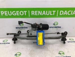 Used Wiper motor + mechanism Peugeot Expert (222/224) 1.9D Price € 48,40 Inclusive VAT offered by Snuverink Autodemontage