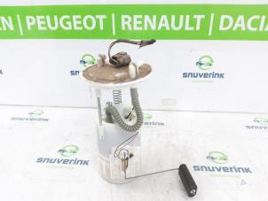 Used Electric fuel pump Dacia Lodgy (JS) 1.6 16V Price on request offered by Snuverink Autodemontage
