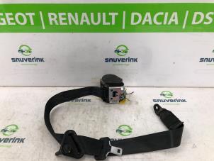 Usados Cinturón de seguridad derecha detrás Dacia Lodgy (JS) 1.6 16V Precio de solicitud ofrecido por Snuverink Autodemontage