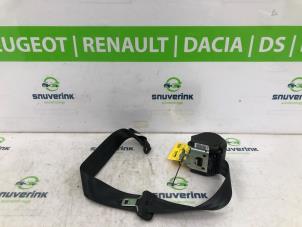 Usados Cinturón de seguridad derecha detrás Dacia Lodgy (JS) 1.6 16V Precio de solicitud ofrecido por Snuverink Autodemontage
