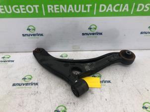 Used Front wishbone, right Renault Master IV (MA/MB/MC/MD/MH/MF/MG/MH) 2.3 dCi 150 16V Price € 72,60 Inclusive VAT offered by Snuverink Autodemontage