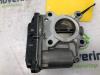 Throttle body from a Renault Clio IV (5R) 0.9 Energy TCE 90 12V 2016
