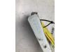 Bonnet Hinge from a Renault Clio IV (5R) 0.9 Energy TCE 90 12V 2016