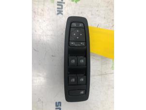 Used Multi-functional window switch Renault Megane IV Estate (RFBK) 1.6 GT Energy TCE 205 EDC Price € 60,00 Margin scheme offered by Snuverink Autodemontage