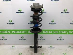 Used Front shock absorber rod, right Peugeot Boxer (U9) 2.2 HDi 130 Euro 5 Price € 139,15 Inclusive VAT offered by Snuverink Autodemontage