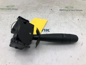 Used Wiper switch Renault Master III (FD/HD) 2.5 dCi 120 FAP Price € 42,35 Inclusive VAT offered by Snuverink Autodemontage