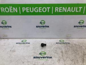 Gebrauchte PDC Sensor Renault Express 1.5 dCi 75 Preis € 36,30 Mit Mehrwertsteuer angeboten von Snuverink Autodemontage