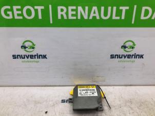 Używane Modul poduszki powietrznej Renault Twingo II (CN) 1.2 16V Cena € 70,00 Procedura marży oferowane przez Snuverink Autodemontage