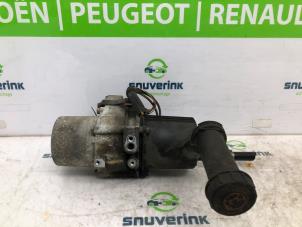 Used Power steering pump Peugeot 307 SW (3H) 2.0 16V Price € 110,00 Margin scheme offered by Snuverink Autodemontage