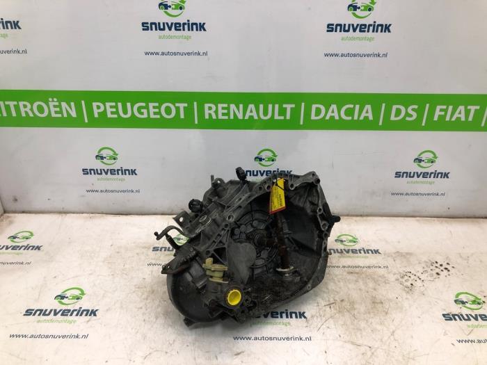 Usagé Boîte de vitesse Citroen ZX 1.9 TD Aura,Avantage,Volcane Prix € 79,98 Règlement à la marge proposé par Snuverink Autodemontage