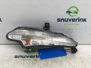 Used Indicator, right Peugeot 308 (L3/L8/LB/LH/LP) 1.6 BlueHDi 120 Price on request offered by Snuverink Autodemontage