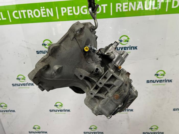 Usagé Boîte de vitesse Opel Corsa D 1.3 CDTi 16V ecoFLEX Prix € 450,00 Règlement à la marge proposé par Snuverink Autodemontage