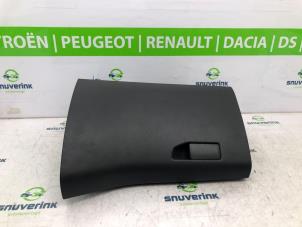 Used Glovebox Peugeot 308 (L3/L8/LB/LH/LP) 1.6 BlueHDi 120 Price on request offered by Snuverink Autodemontage
