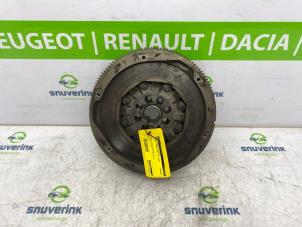 Used Flywheel Renault Laguna III (BT) 2.0 dCiF 16V 150 Price on request offered by Snuverink Autodemontage