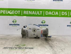 Used Heater control panel Peugeot 107 1.0 12V Price € 38,50 Margin scheme offered by Snuverink Autodemontage