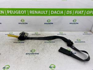 Used Front seatbelt, right Renault Clio IV Estate/Grandtour (7R) 0.9 Energy TCE 12V Price € 115,00 Margin scheme offered by Snuverink Autodemontage