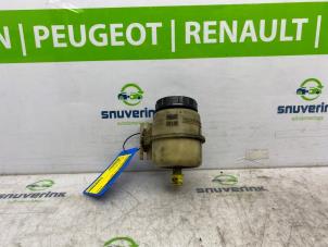 Used Power steering fluid reservoir Peugeot Boxer (244) 2.0 HDi Price on request offered by Snuverink Autodemontage