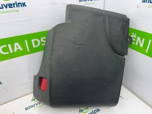 Used Rear bumper component, right Renault Master IV (MA/MB/MC/MD/MH/MF/MG/MH) 2.3 dCi 16V Price € 90,75 Inclusive VAT offered by Snuverink Autodemontage