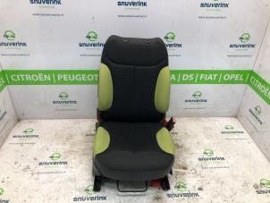 Używane Fotel prawy Citroen C2 (JM) 1.4 Cena € 100,00 Procedura marży oferowane przez Snuverink Autodemontage