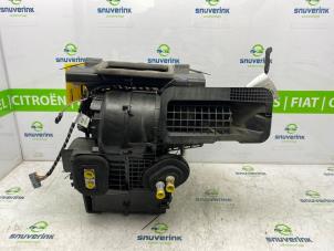 Used Heater housing Renault Clio IV (5R) 0.9 Energy TCE 90 12V Price € 275,00 Margin scheme offered by Snuverink Autodemontage