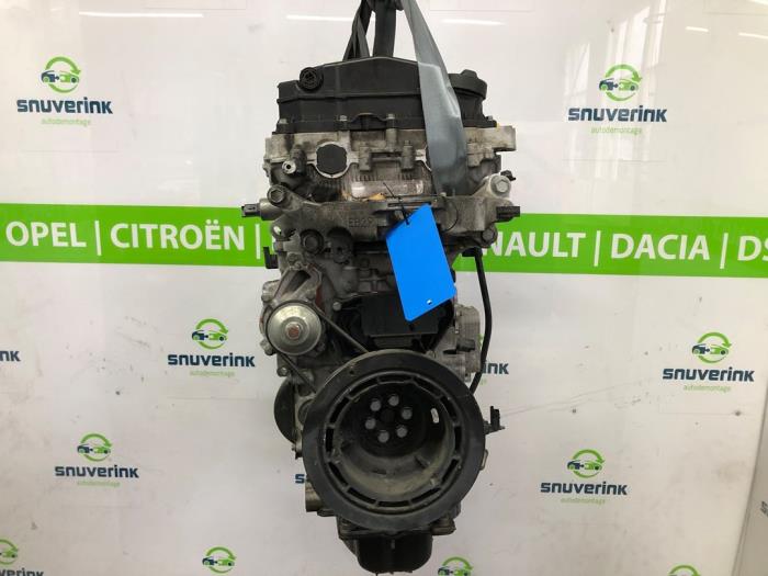 Engine from a Peugeot 2008 (CU) 1.2 12V e-THP PureTech 110 2016