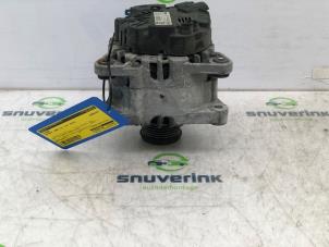 Dynamo från en Peugeot 2008 (CU) 1.2 12V e-THP PureTech 110 2016