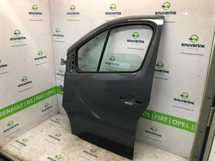 Door 2-door, left from a Renault Trafic (1FL/2FL/3FL/4FL) 2.0 dCi 16V 120 2019
