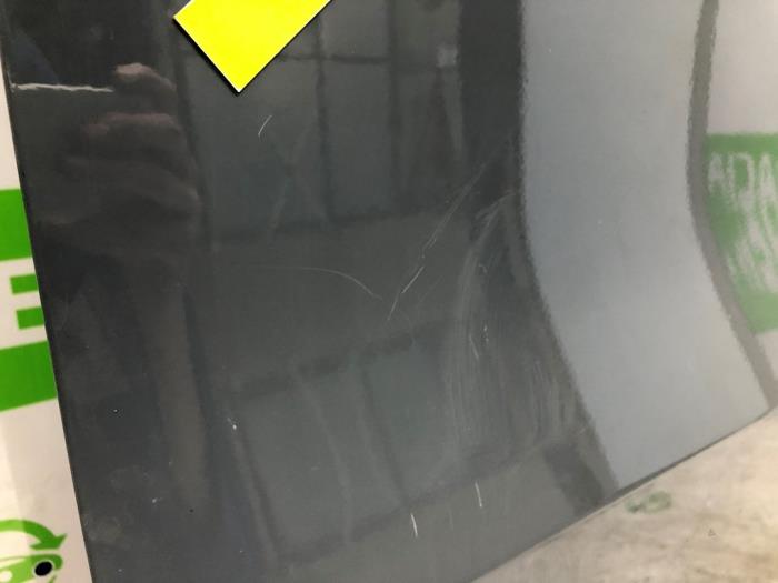 Sliding door, left from a Renault Trafic (1FL/2FL/3FL/4FL) 2.0 dCi 16V 120 2019