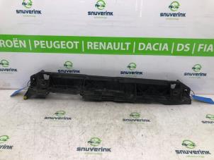 Used Chassis bar, front Peugeot 308 (L3/L8/LB/LH/LP) 1.6 BlueHDi 120 Price € 20,00 Margin scheme offered by Snuverink Autodemontage