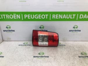 Usagé Feu arrière droit Citroen Berlingo Multispace 1.6 16V Prix € 20,00 Règlement à la marge proposé par Snuverink Autodemontage
