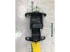 Tailgate hinge from a Renault Trafic (1FL/2FL/3FL/4FL), 2014 2.0 dCi 16V 120, Delivery, Diesel, 1.995cc, 88kW (120pk), FWD, M9R710; M9RV7, 2019-06 2019