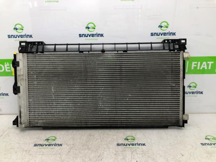 Gebrauchte Klima Kondensor Renault Trafic (1FL/2FL/3FL/4FL) 2.0 dCi 16V 120 Preis € 101,80 Mit Mehrwertsteuer angeboten von Snuverink Autodemontage