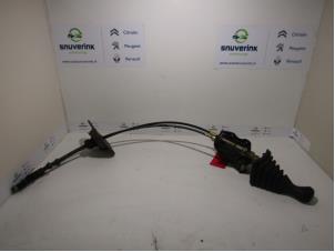 Used Gear stick Citroen Jumper Price on request offered by Snuverink Autodemontage